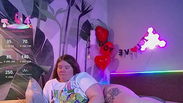 RubyValen online show from 02-17-26, 01:35