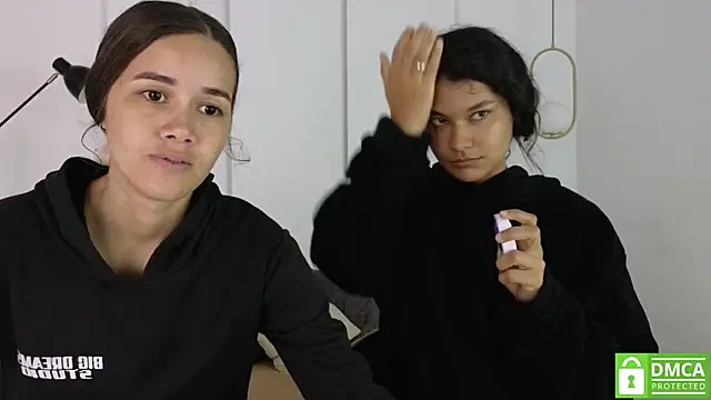 sexychanell 18 online show from 09-26-25, 01:04