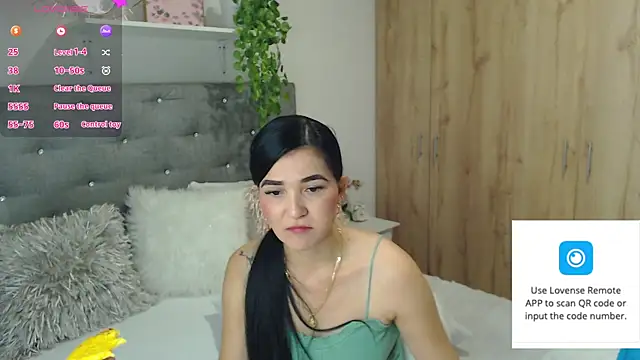 Neerea online show from 07-24-26, 01:14