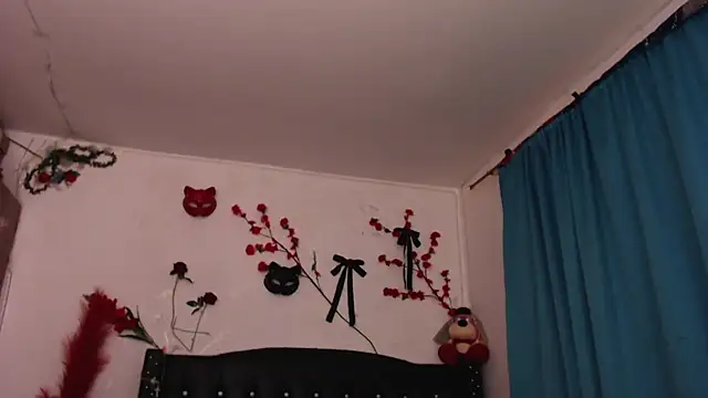 pussytight pervert online show from 11-24-25, 07:46