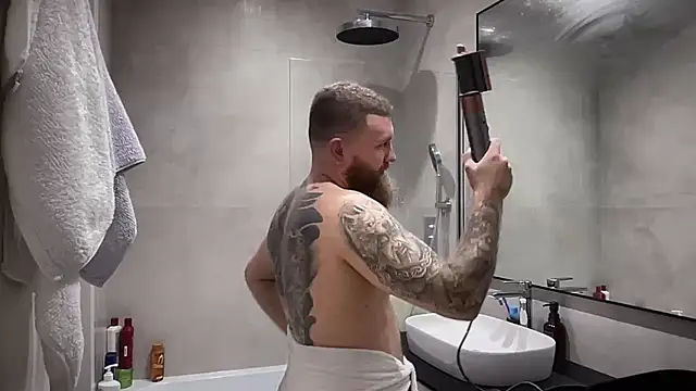 Bear bear  online show from 11-04-25, 08:57