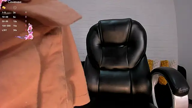 JuanitaClay online show from 02-12-25, 06:30