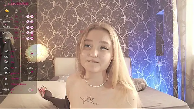 MiaMiaMeow online show from 03-21-26, 01:48