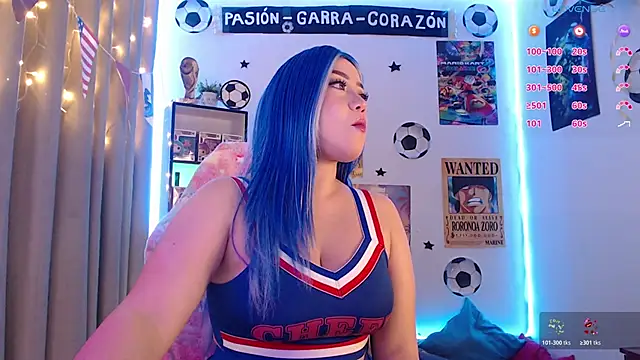 Emmy Ruiz online show from 06-12-26, 01:59