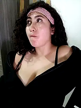 francesca baker1007 online show from 02-02-25, 09:45