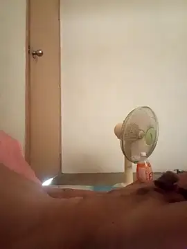 hughug123456 online show from 09-09-25, 01:38