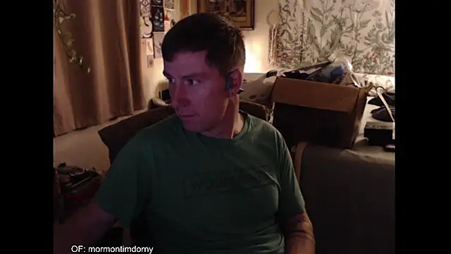 MormonPineapples online show from 11-14-25, 04:33