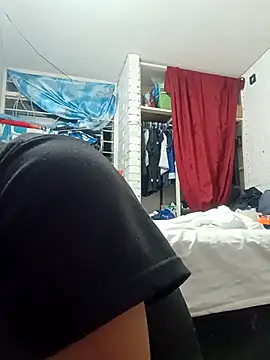 valeriaswang Lucas online show from 09-13-25, 04:34