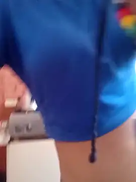 valeriaswang Lucas online show from 09-21-25, 03:35