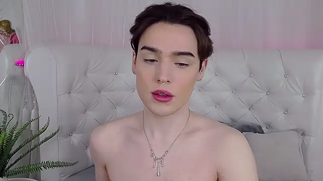 RobbyCharming online show from 04-19-26, 04:34