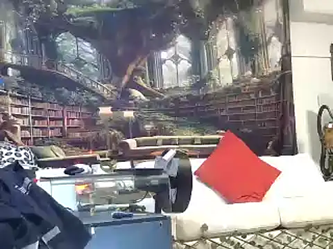 Snapshot of OSIRlS chatting on 01-02-25, 09:33 OSIRlS online show from 01-02-25, 09:33