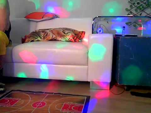 OSIRlS online show from 02-21-26, 04:52