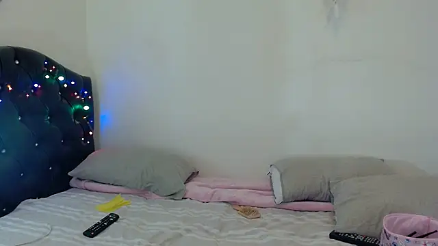 Snapshot of gooddes303salome chatting on 10-31-25, 05:30 gooddes303salome online show from 10-31-25, 05:30