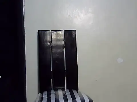 Twerl online show from 01-23-25, 04:52