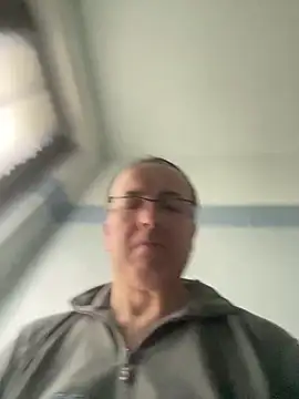 Maxi7hot online show from 04-21-26, 07:25