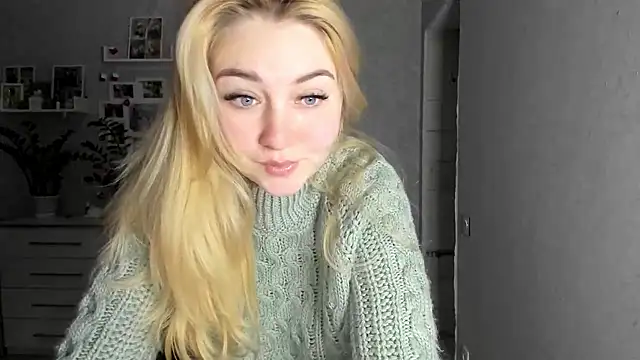 Helen Sven online show from 01-15-26, 02:21