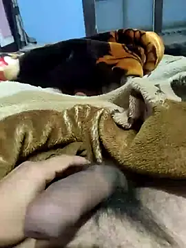 Deshilund9 online show from 12-29-24, 09:06