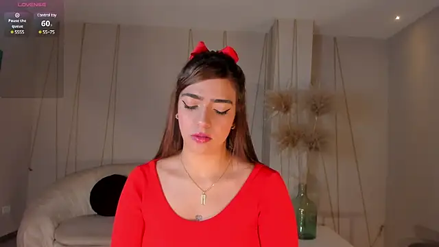 Snapshot of MariamRivera_ chatting on 01-31-25, 03:52 MariamRivera  online show from 01-31-25, 03:52