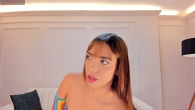 Snapshot of MariamRivera_ chatting on 03-09-25, 11:46 MariamRivera  online show from 03-09-25, 11:46
