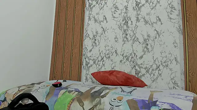 Snapshot of MarianaManzur chatting on 12-01-25, 04:01 MarianaManzur online show from 12-01-25, 04:01