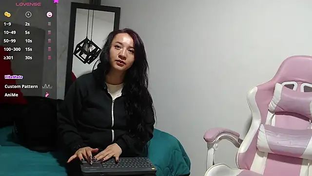 Snapshot of Jessica_Dove chatting on 07-30-26, 11:09 Jessica Dove online show from 07-30-26, 11:09