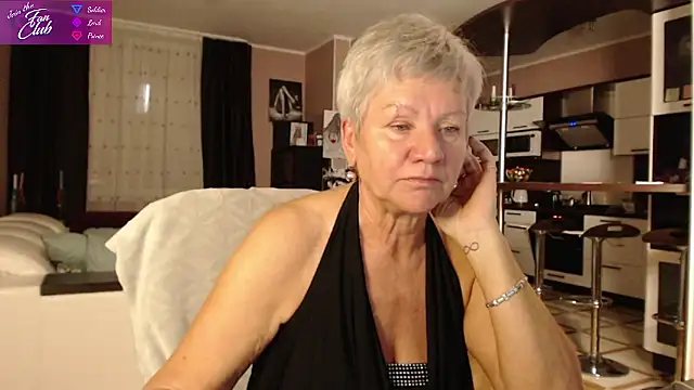 Snapshot of roxana_brooks chatting on 12-16-24, 02:38 roxana brooks online show from 12-16-24, 02:38
