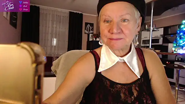 Snapshot of roxana_brooks chatting on 12-30-24, 05:02 roxana brooks online show from 12-30-24, 05:02