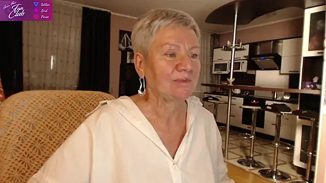 Snapshot of roxana_brooks chatting on 01-16-25, 04:50 roxana brooks online show from 01-16-25, 04:50