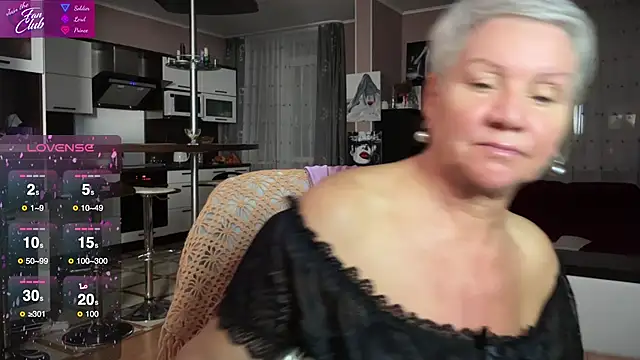 Snapshot of roxana_brooks chatting on 01-24-25, 03:02 roxana brooks online show from 01-24-25, 03:02