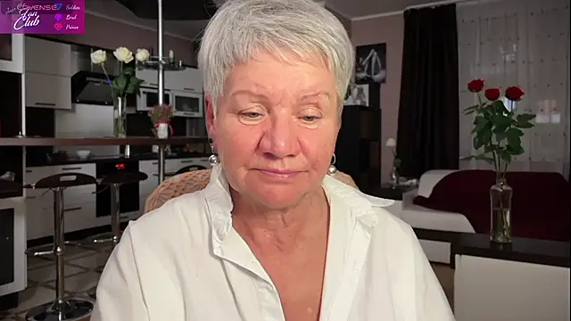 Snapshot of roxana_brooks chatting on 02-03-25, 10:11 roxana brooks online show from 02-03-25, 10:11