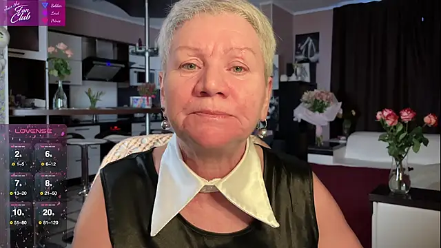 Snapshot of roxana_brooks chatting on 02-20-25, 02:24 roxana brooks online show from 02-20-25, 02:24