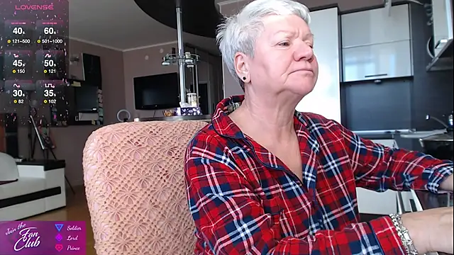 Snapshot of roxana_brooks chatting on 09-26-25, 05:44 roxana brooks online show from 09-26-25, 05:44