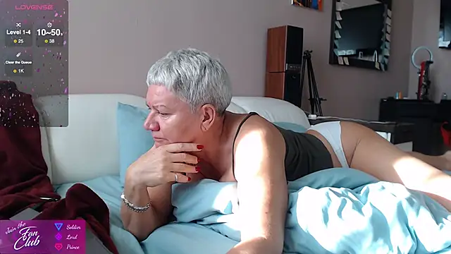 Snapshot of roxana_brooks chatting on 10-09-25, 06:55 roxana brooks online show from 10-09-25, 06:55