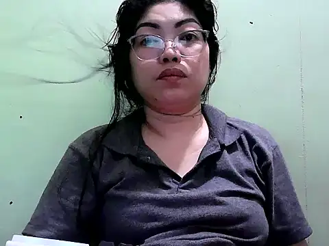 Snapshot of mynameisamor chatting on 06-23-26, 12:58 mynameisamor online show from 06-23-26, 12:58