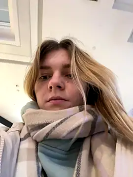 ValenciaShock online show from 10-25-25, 06:43