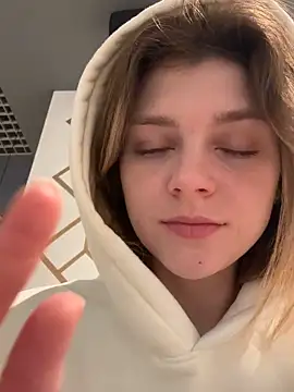 ValenciaShock online show from 04-21-26, 07:14