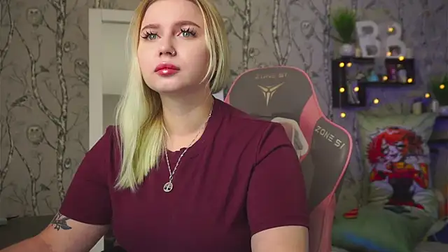 Moon Valkyrie online show from 02-26-26, 09:30