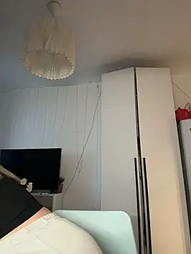 OdriOlsens online show from 03-06-26, 05:26