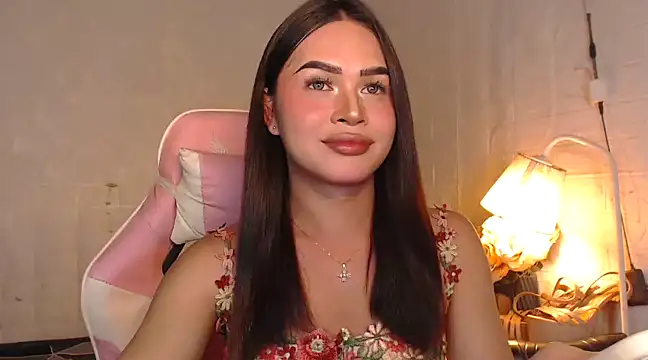 Ashely Lewis online show from 01-07-25, 06:14