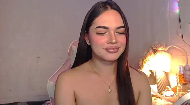 Ashely Lewis online show from 02-07-25, 03:08