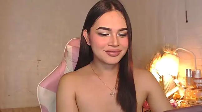 Ashely Lewis online show from 02-17-25, 01:10