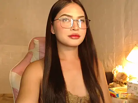 Ashely Lewis online show from 10-08-25, 03:31