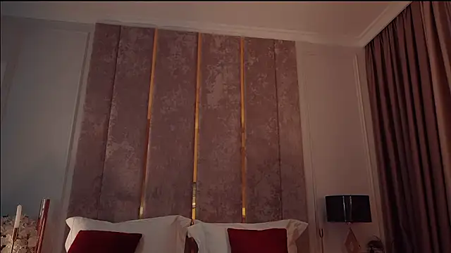 MilaDYstarlight online show from 03-20-26, 06:13