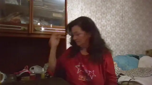 GypsiQueen2 online show from 11-07-25, 05:35