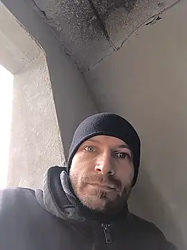 Hadrian2 online show from 04-22-26, 08:06