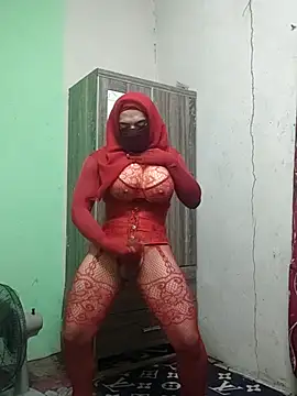 Snapshot of ElisyaHijabDoll chatting on 07-09-26, 05:28 ElisyaHijabDoll online show from 07-09-26, 05:28
