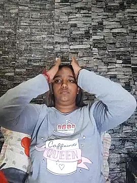 Xindias fantasyX online show from 10-28-25, 05:37