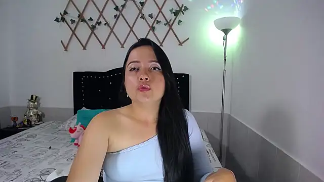 naughty girl 4u online show from 01-10-26, 06:20