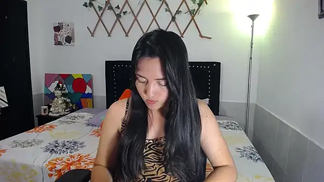 Snapshot of naughty_girl_4u chatting on 05-06-26, 08:47 naughty girl 4u online show from 05-06-26, 08:47