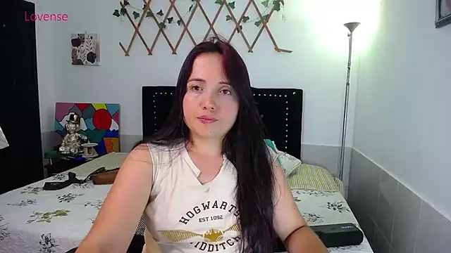 Snapshot of naughty_girl_4u chatting on 07-13-26, 02:36 naughty girl 4u online show from 07-13-26, 02:36